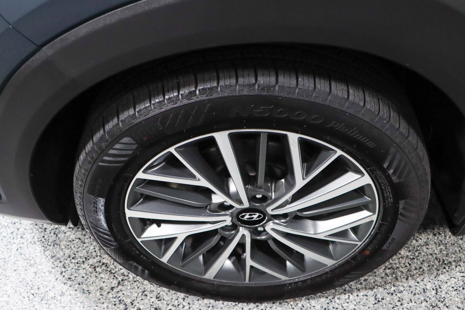 Used 2020 Hyundai Tucson Limited image 11