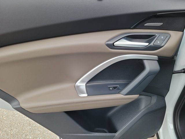 Certified 2025 Audi Q5 Premium Plus w/ Premium Plus AWD/4WD image 12