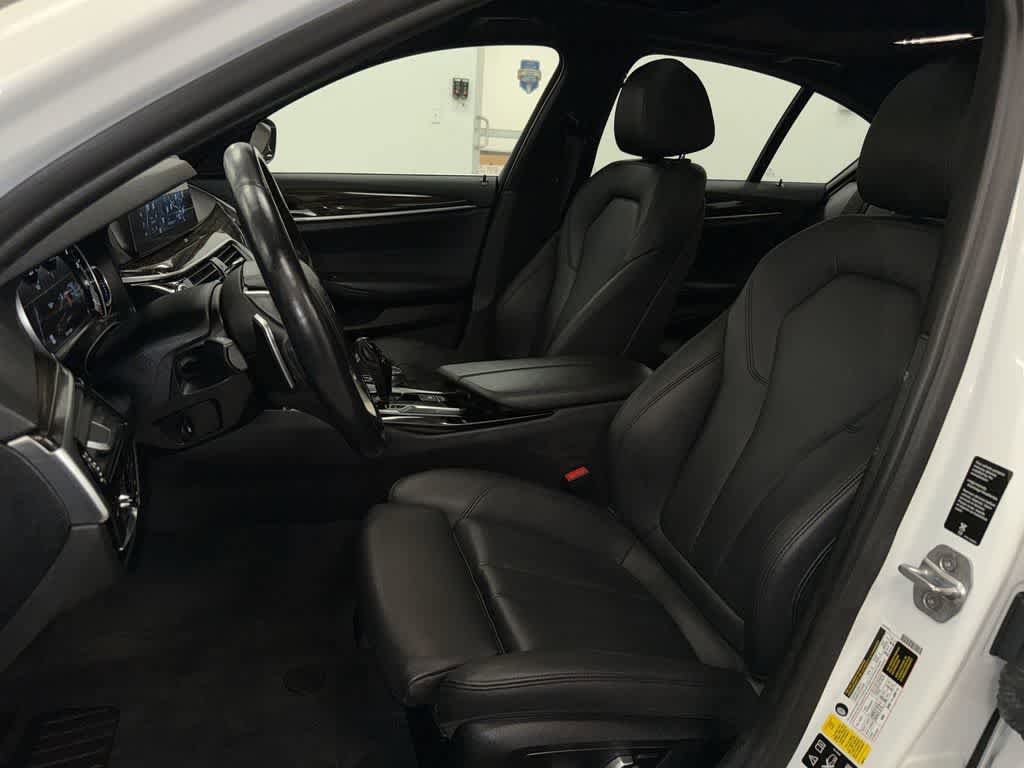 Used 2018 BMW 530i xDrive AWD/4WD image 15