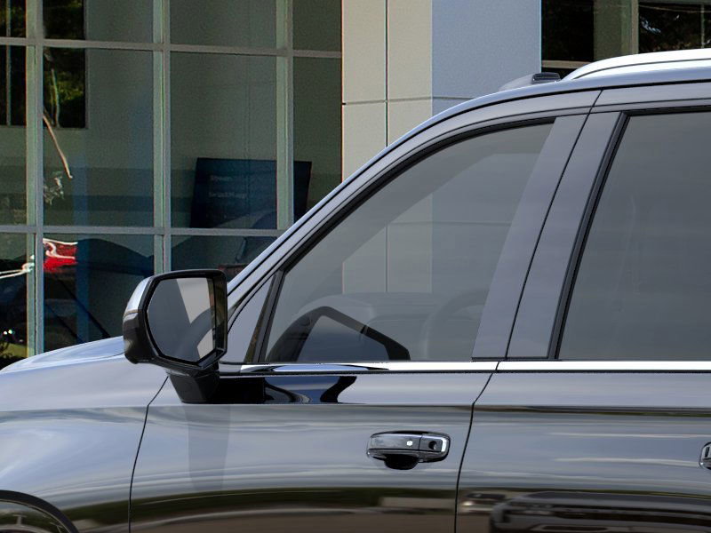 New 2026 Chevrolet Suburban Premier image 13