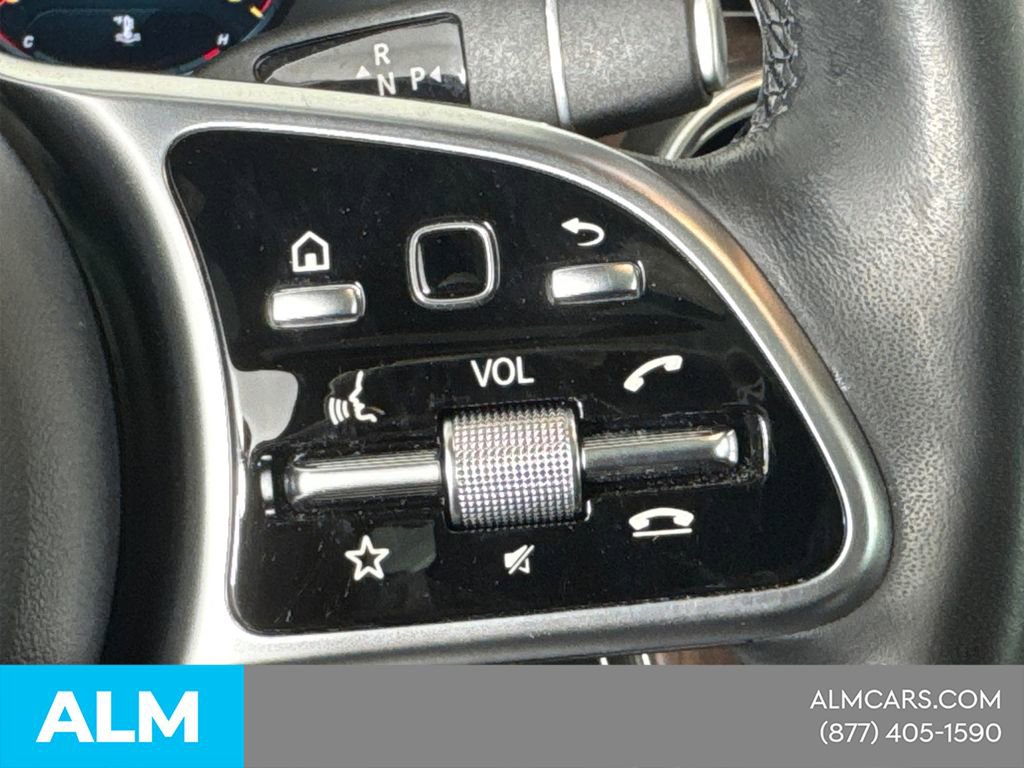 Used 2021 Mercedes-Benz GLC 300 4MATIC image 29