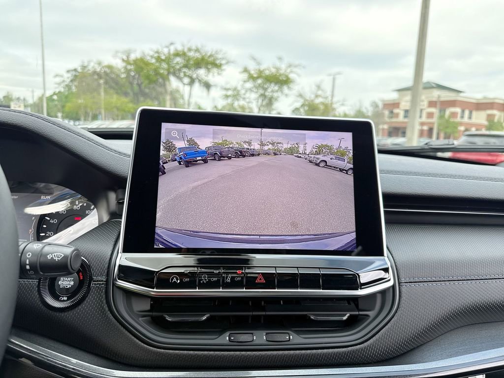 New 2026 Jeep Compass Latitude image 22