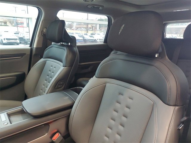 New 2026 Kia EV9 Wind image 17