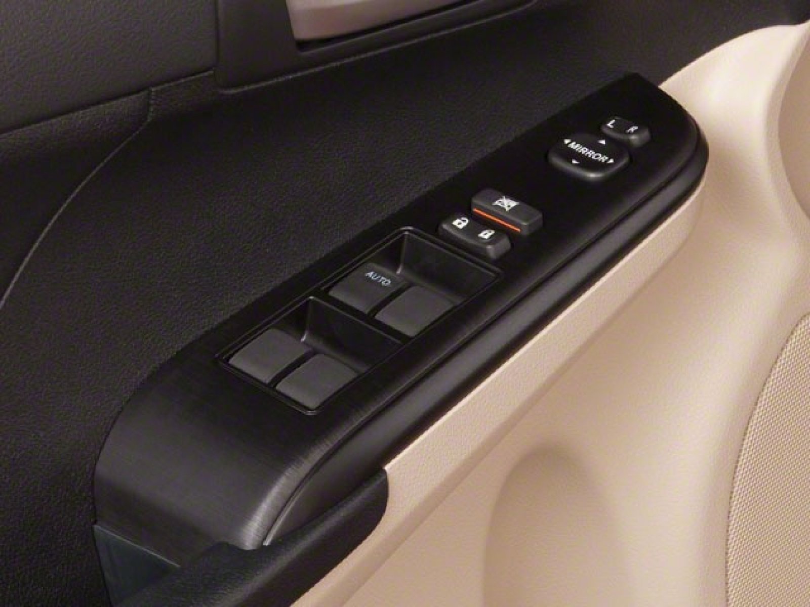 Used 2012 Toyota Camry SE FWD image 15