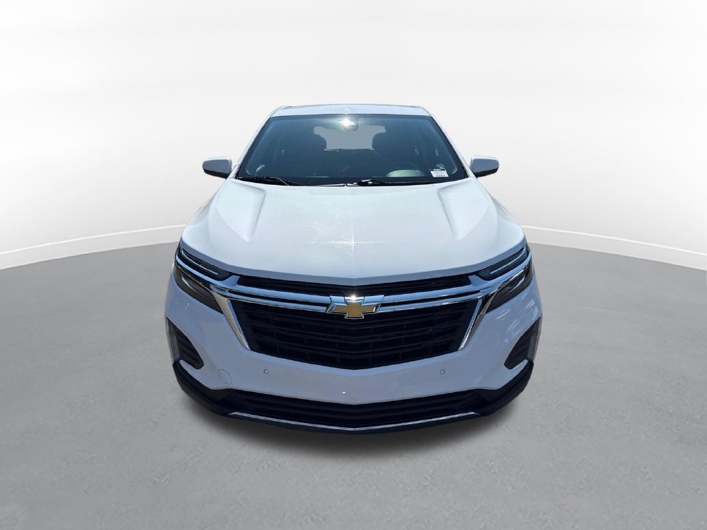 Used 2024 Chevrolet Equinox LT AWD/4WD image 3