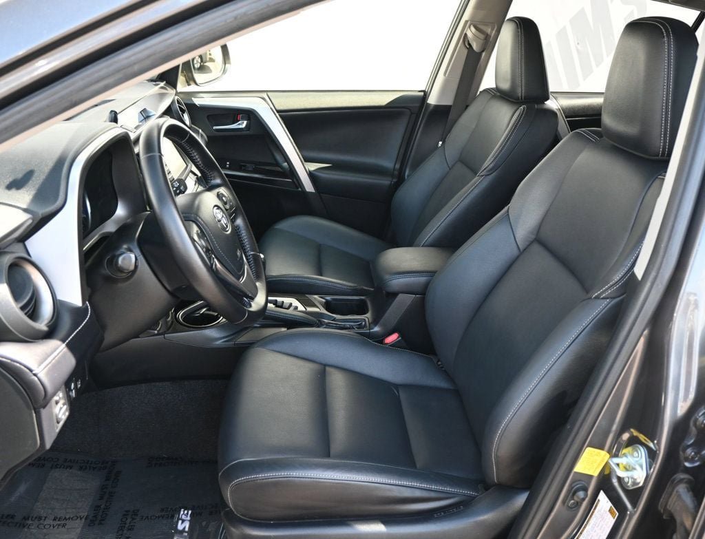 Used 2016 Toyota RAV4 Limited FWD image 14
