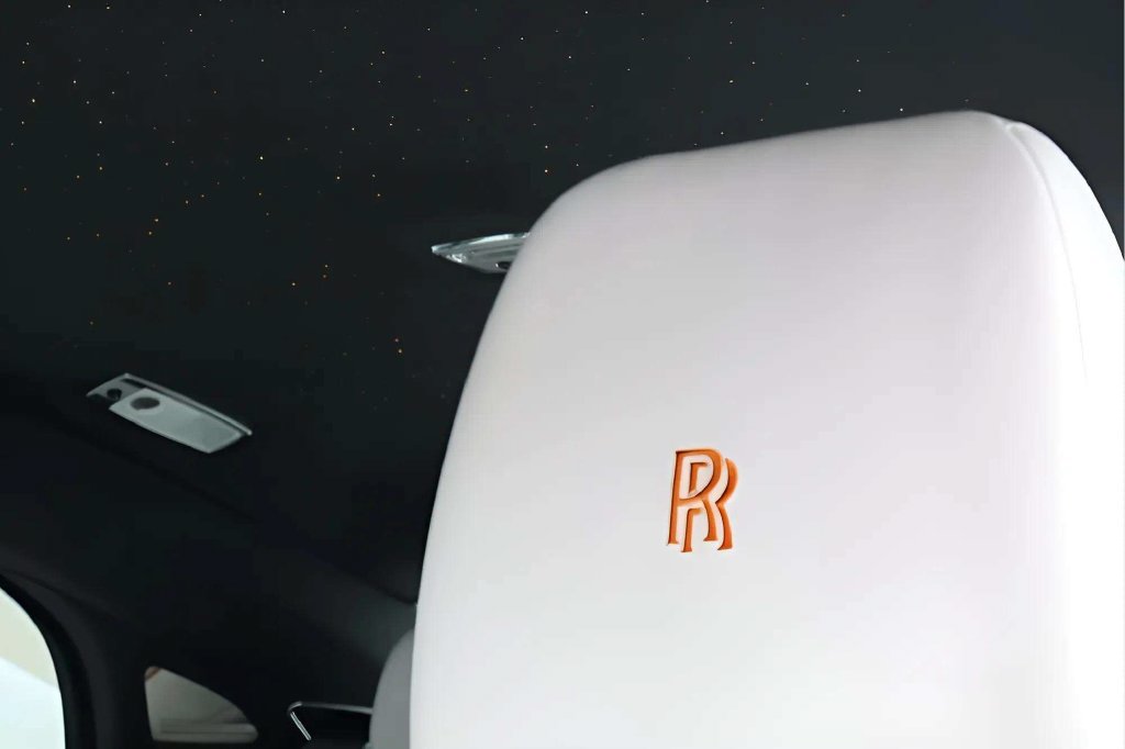 Used 2021 Rolls-Royce Wraith RWD image 7