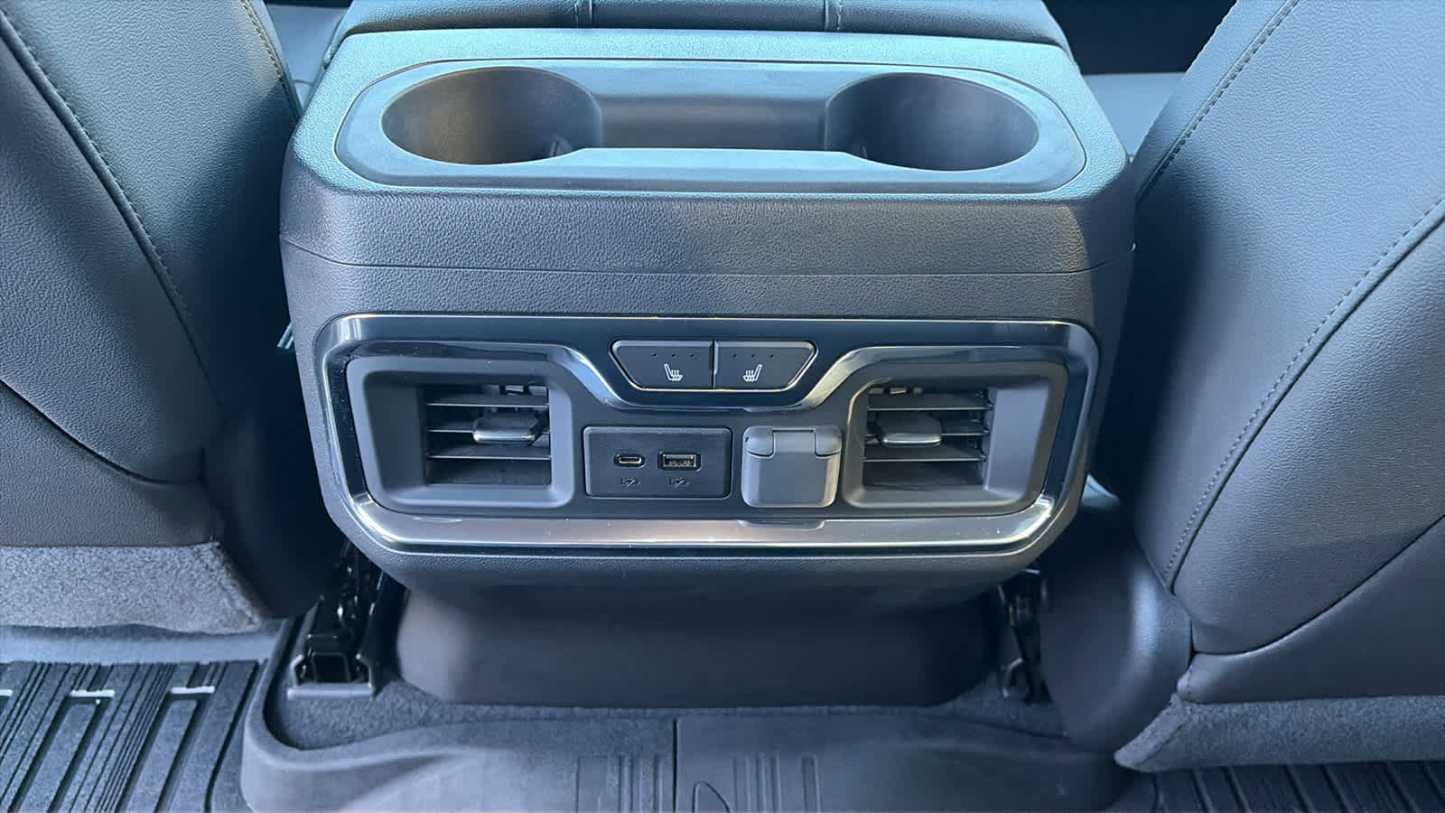 Used 2019 GMC Sierra 1500 SLT w/ SLT Premium Plus Package image 23