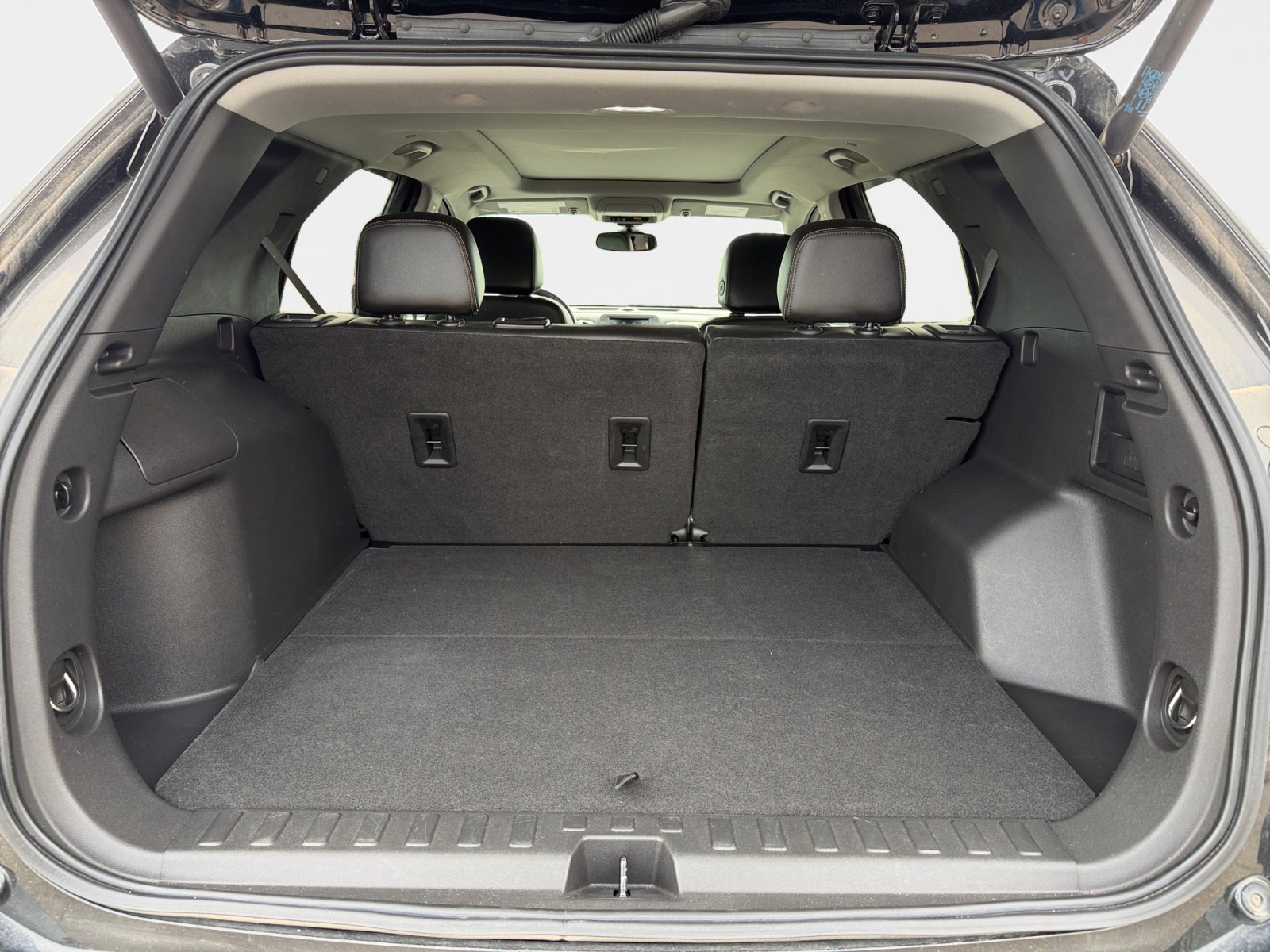 Used 2021 Chevrolet Equinox LT AWD/4WD image 22