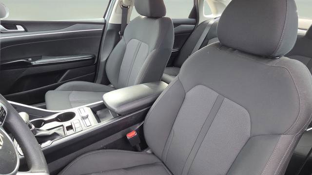 Used 2022 Kia K5 LX image 25