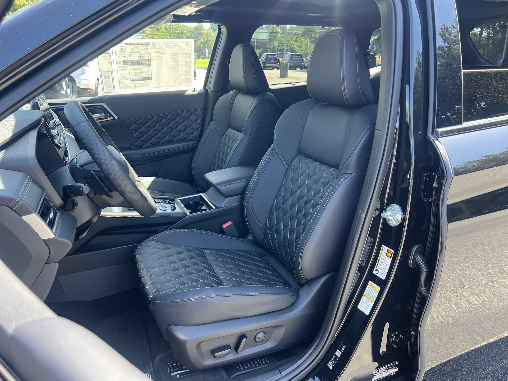 New 2026 Nissan Rogue Platinum AWD/4WD image 16