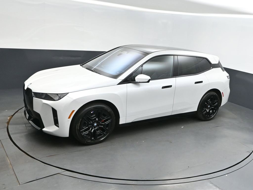 New 2026 BMW iX xDrive60 w/ M Sport Package image 32