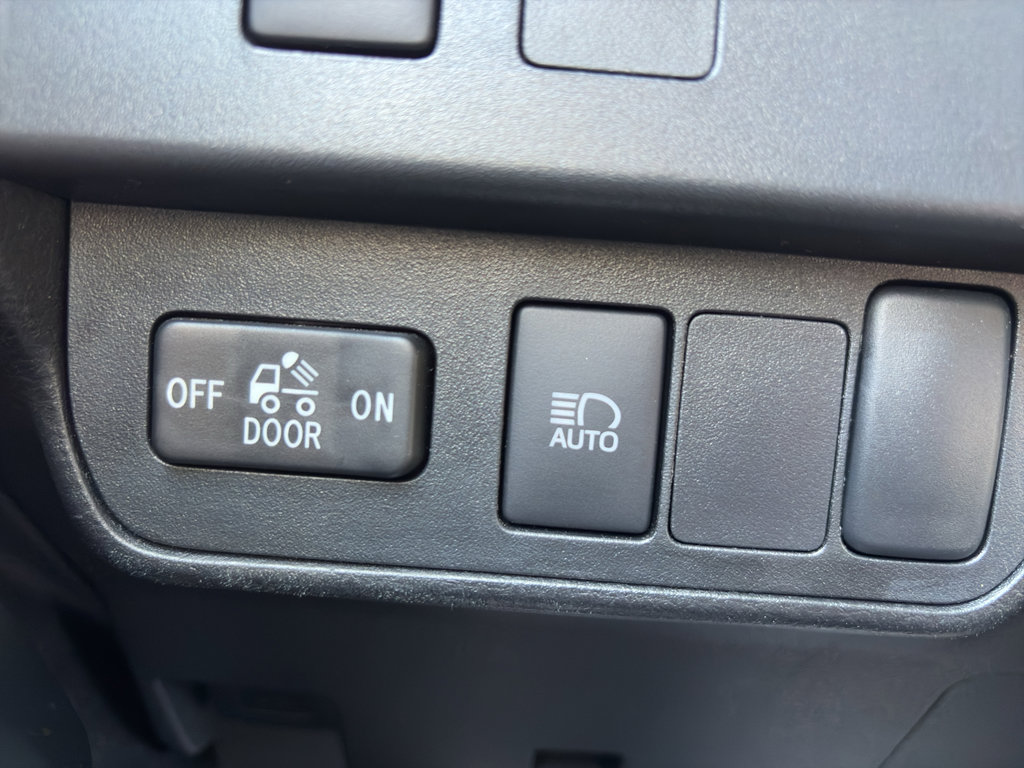 Used 2023 Toyota Tacoma SR image 28