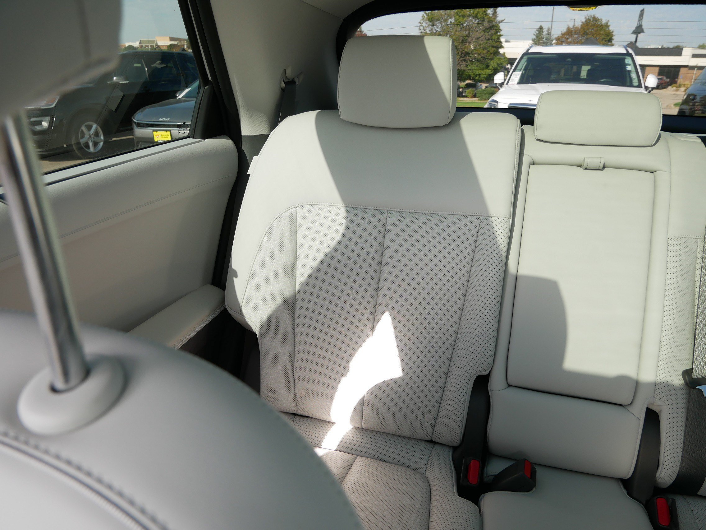 Certified 2024 Hyundai Ioniq 5 Limited AWD/4WD image 12