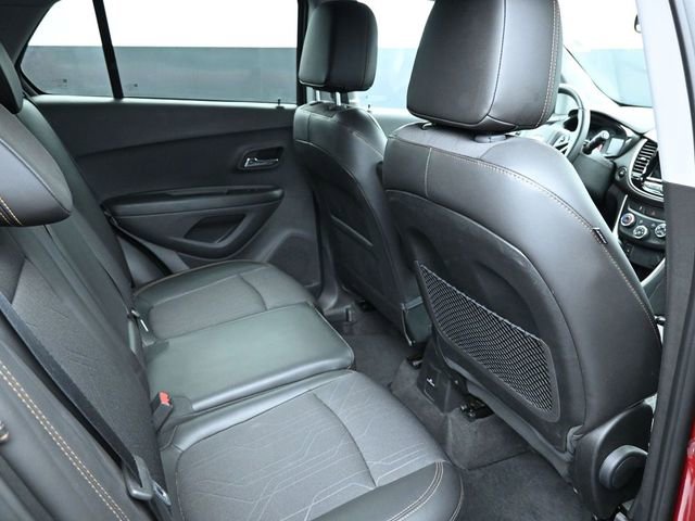 Used 2019 Chevrolet Trax LT w/ Driver Confidence Package image 14