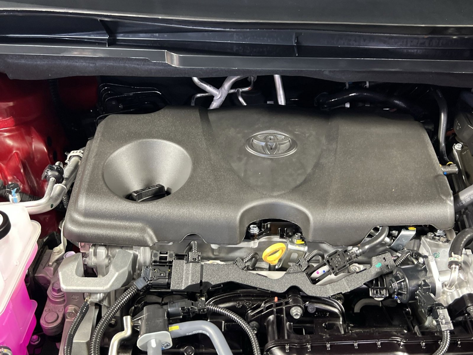 Used 2025 Toyota Sienna LE w/ LE Plus Package image 29