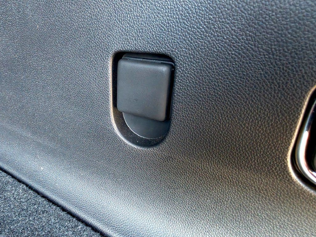 Used 2024 Chevrolet Traverse LT w/ LPO, Floor Liner Package AWD/4WD image 13