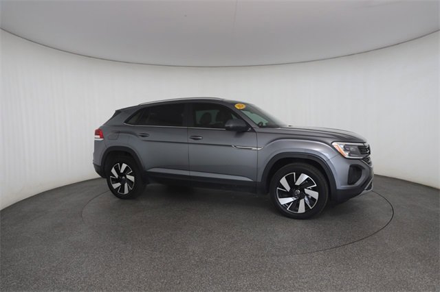 Used 2024 Volkswagen Atlas Cross Sport SE image 25
