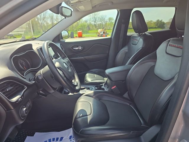 Used 2020 Jeep Cherokee Trailhawk w/ Cold Weather Group image 18