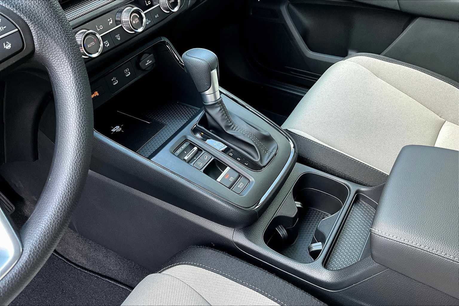 New 2026 Honda CR-V EX image 7