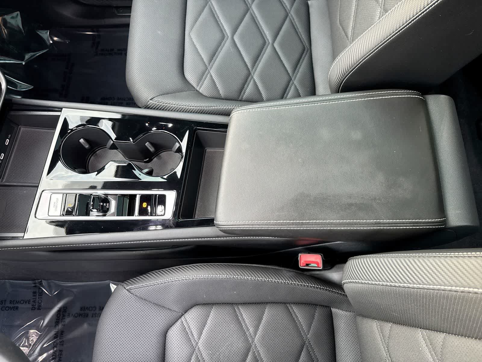Used 2024 Volkswagen Atlas Cross Sport SE w/ Panoramic Sunroof Package FWD image 34