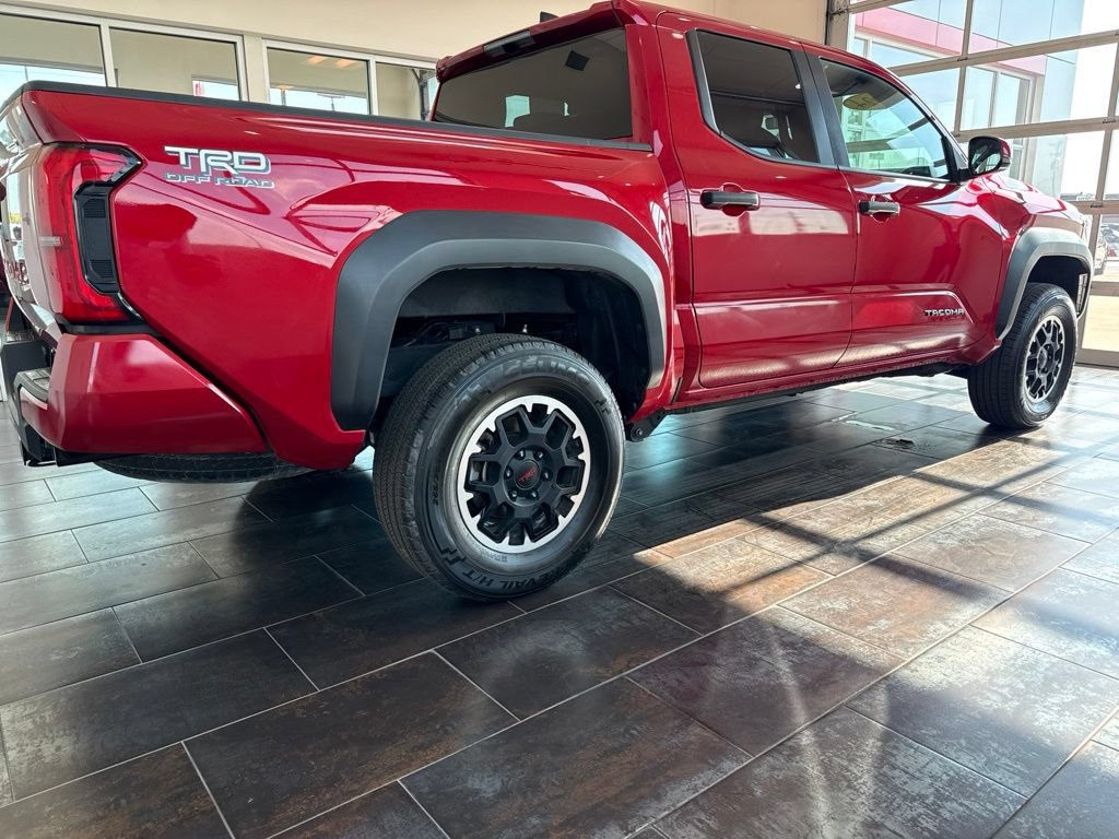 Used 2024 Toyota Tacoma TRD Off-Road AWD/4WD image 10