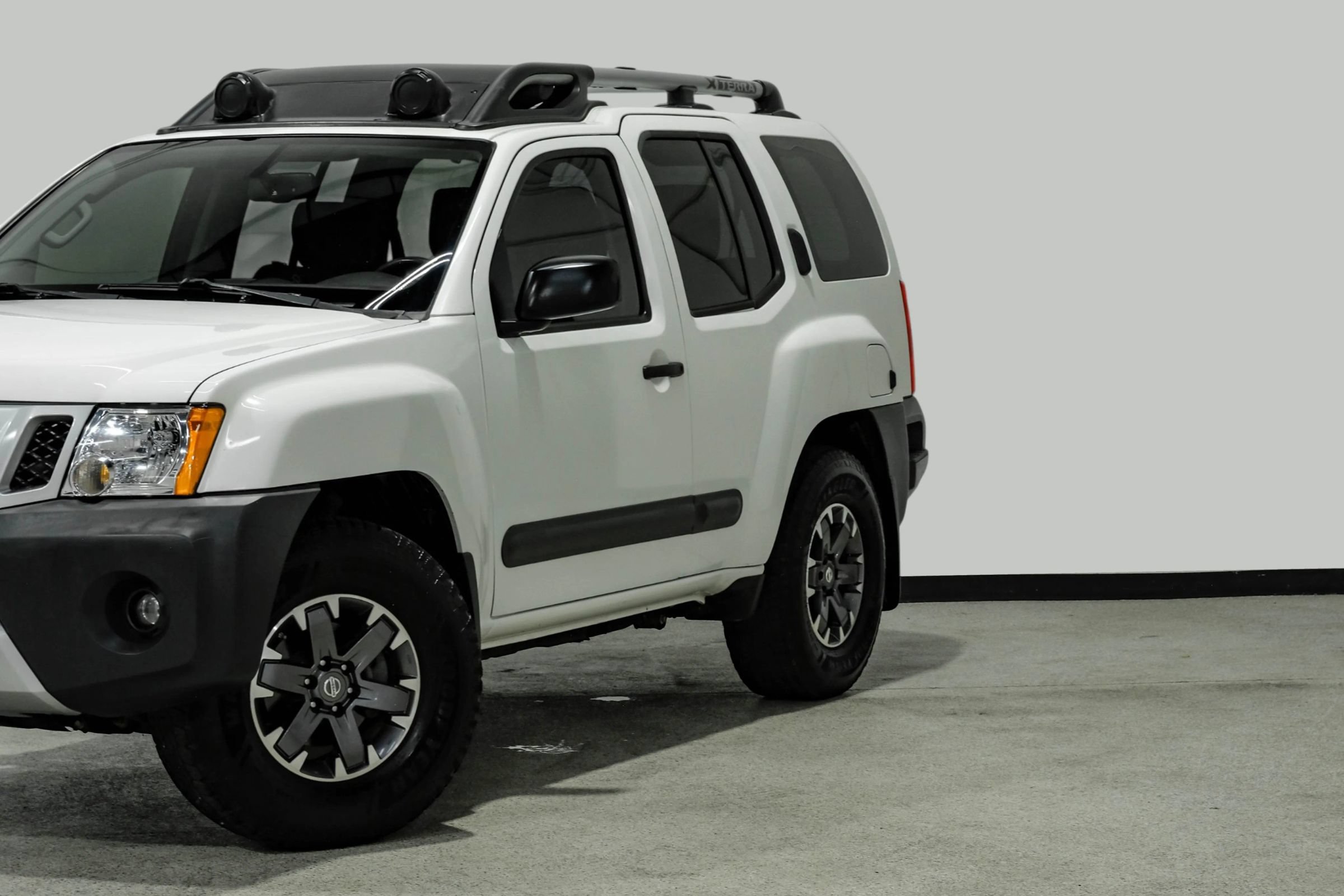 Used 2014 Nissan Xterra PRO-4X w/ Nevada Tow Package AWD/4WD image 13