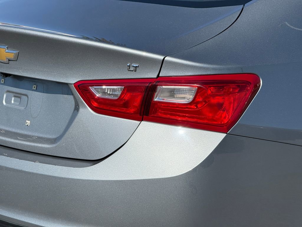 Used 2023 Chevrolet Malibu LT image 6