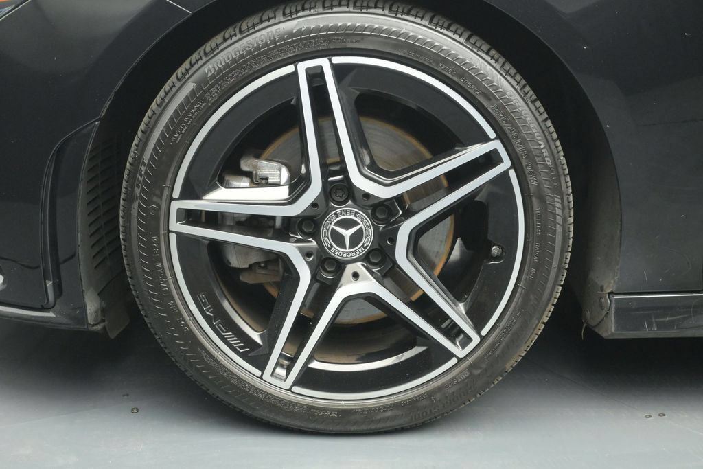 Used 2023 Mercedes-Benz CLA 250 4MATIC image 10
