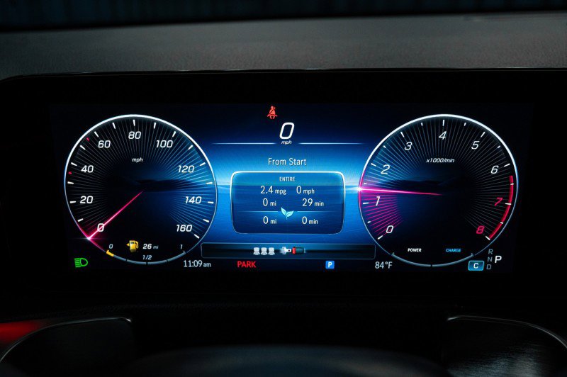 New 2026 Mercedes-Benz GLB 250 4MATIC image 17