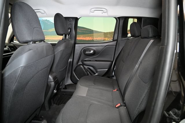 Used 2020 Jeep Renegade Altitude AWD/4WD image 46