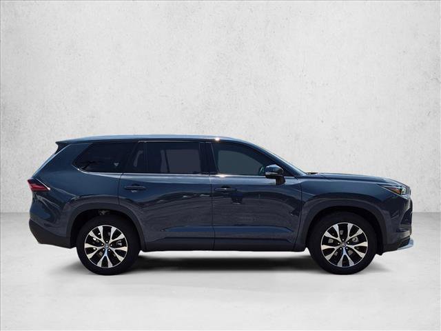 Certified 2026 Toyota Grand Highlander AWD Hybrid image 4