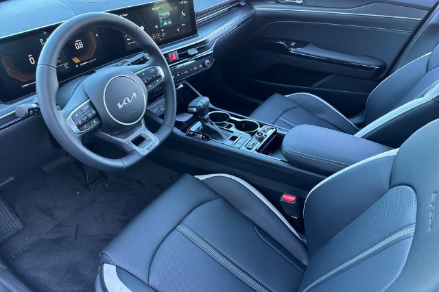 New 2026 Kia K5 GT-Line FWD image 11