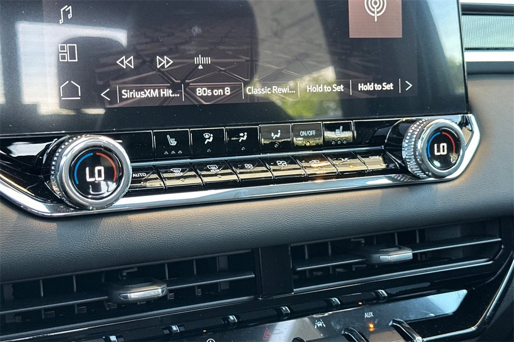 New 2025 GMC Canyon Elevation w/ Convenience Package image 17