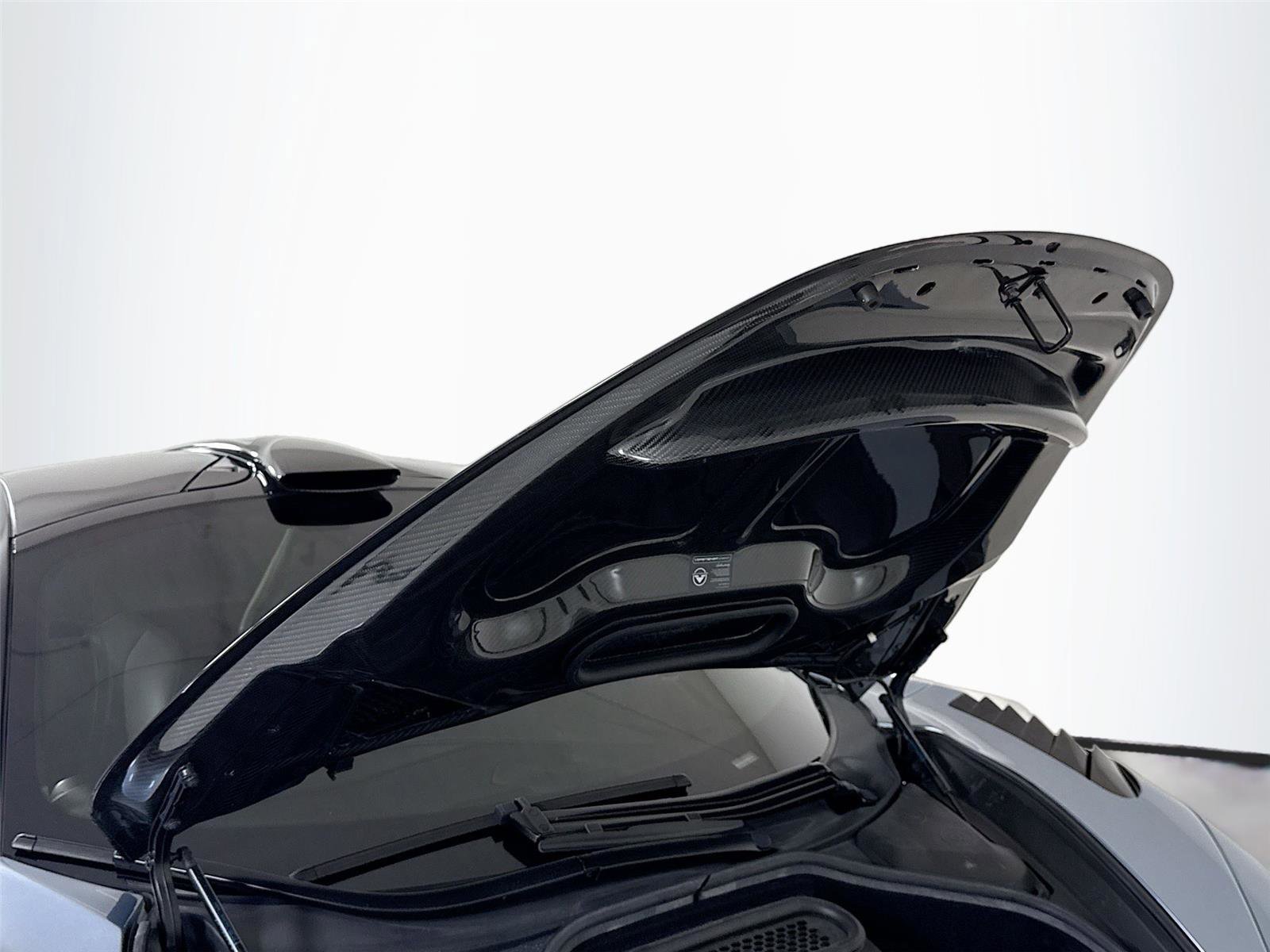 Used 2019 McLaren 720S RWD image 29