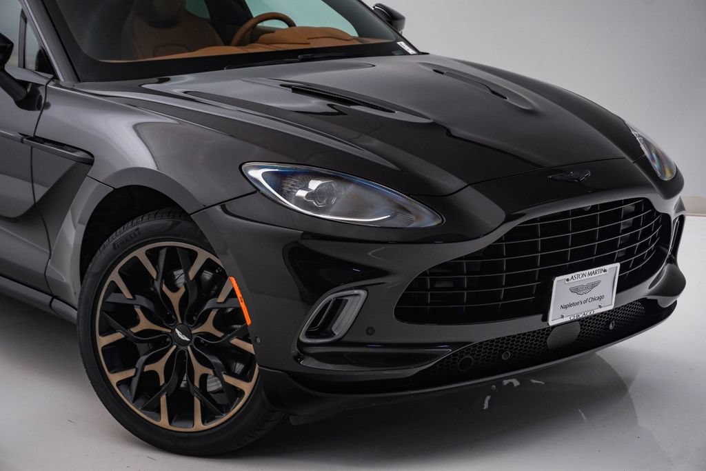 Used 2023 Aston Martin DBX AWD/4WD image 4