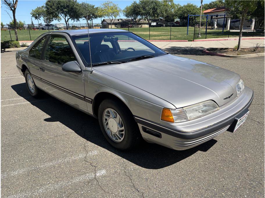 Used 1990 Ford Thunderbird LX RWD image 1