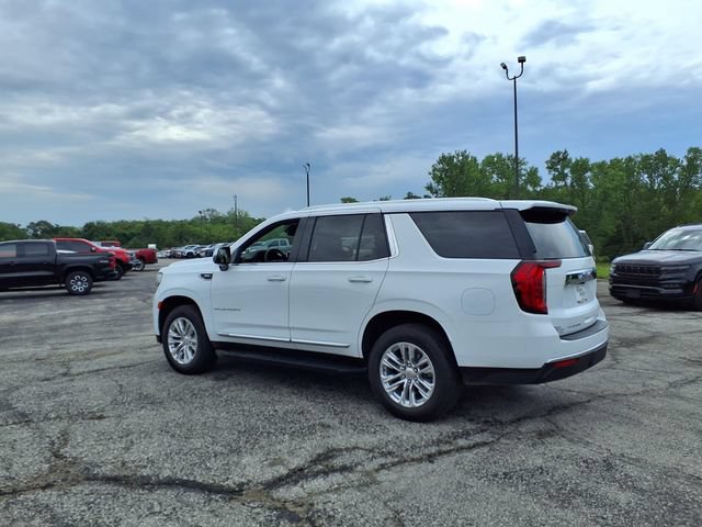 Used 2024 GMC Yukon SLT w/ SLT Luxury Package AWD/4WD image 9