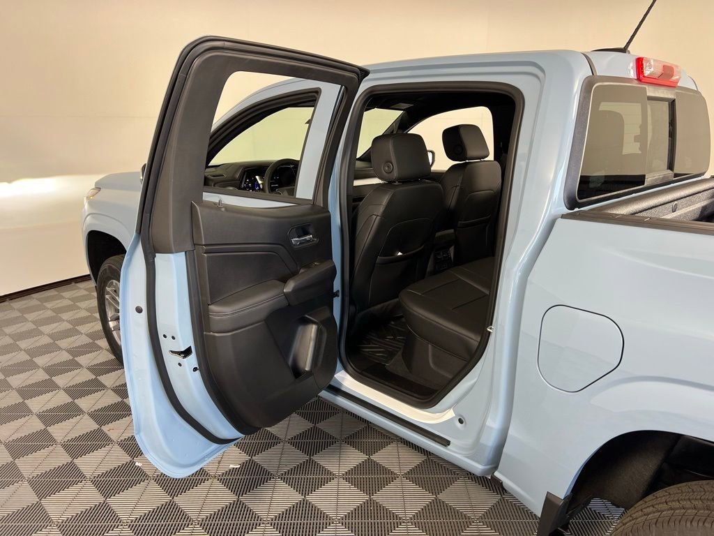 New 2025 Chevrolet Colorado LT w/ LT Convenience Package image 31