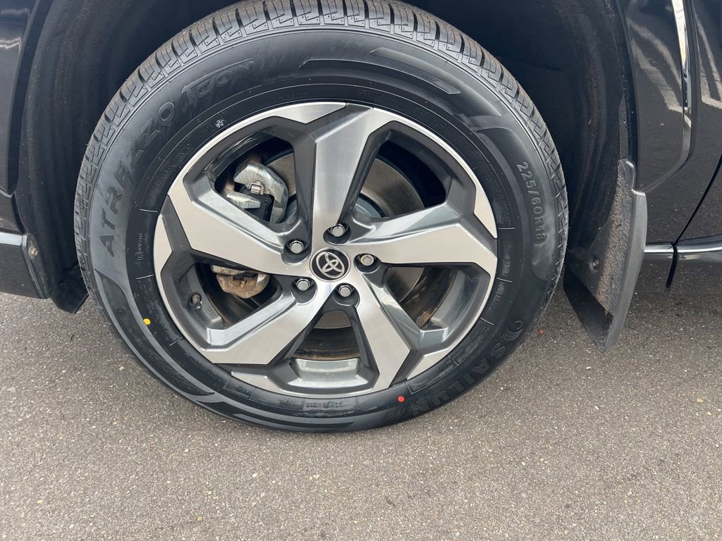 Used 2023 Toyota RAV4 SE image 50