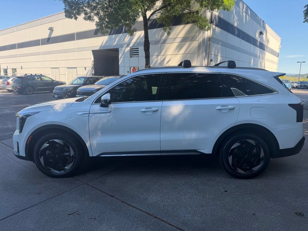 Used 2025 Kia Sorento SX Prestige AWD/4WD image 7