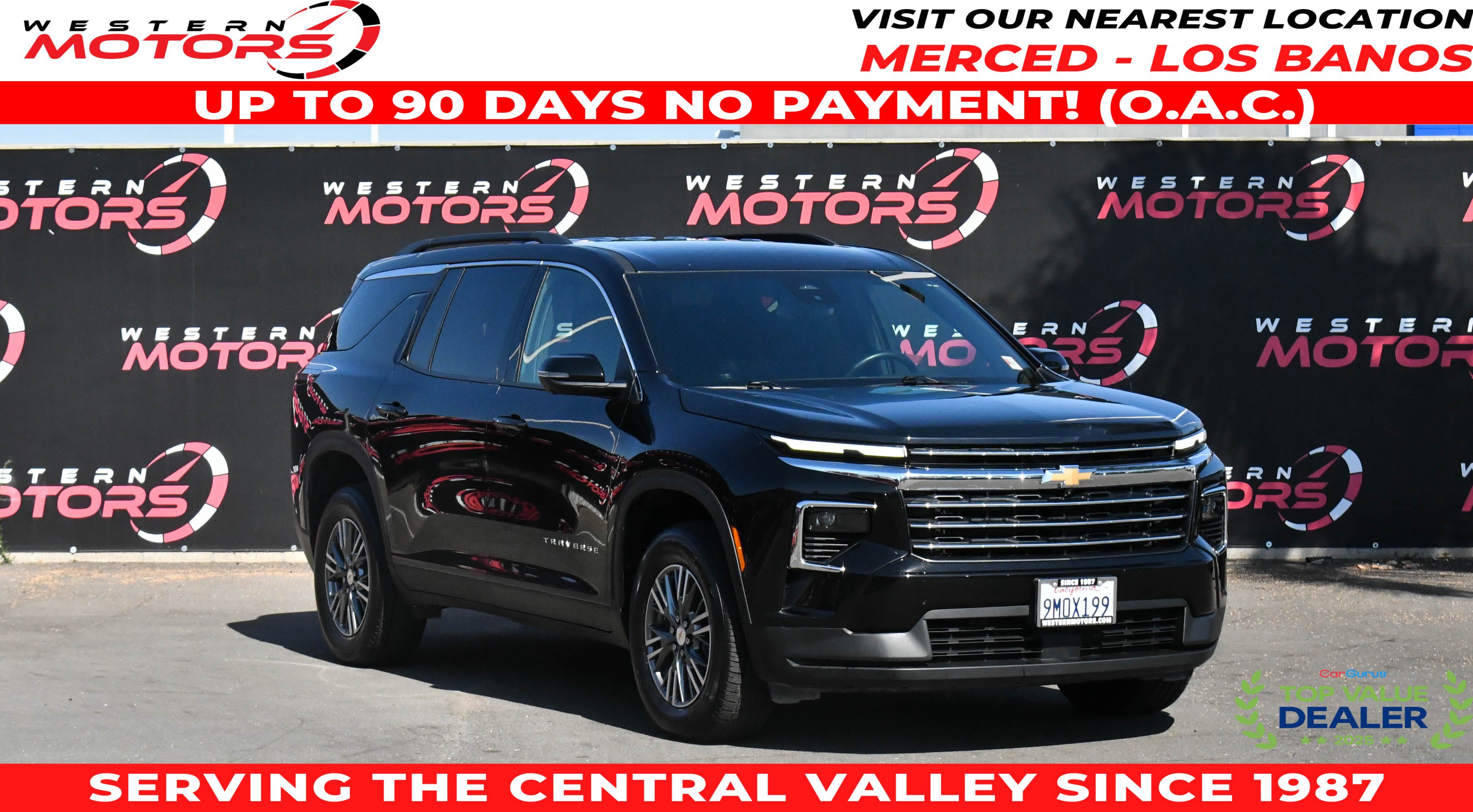 Used 2024 Chevrolet Traverse LT FWD image 1