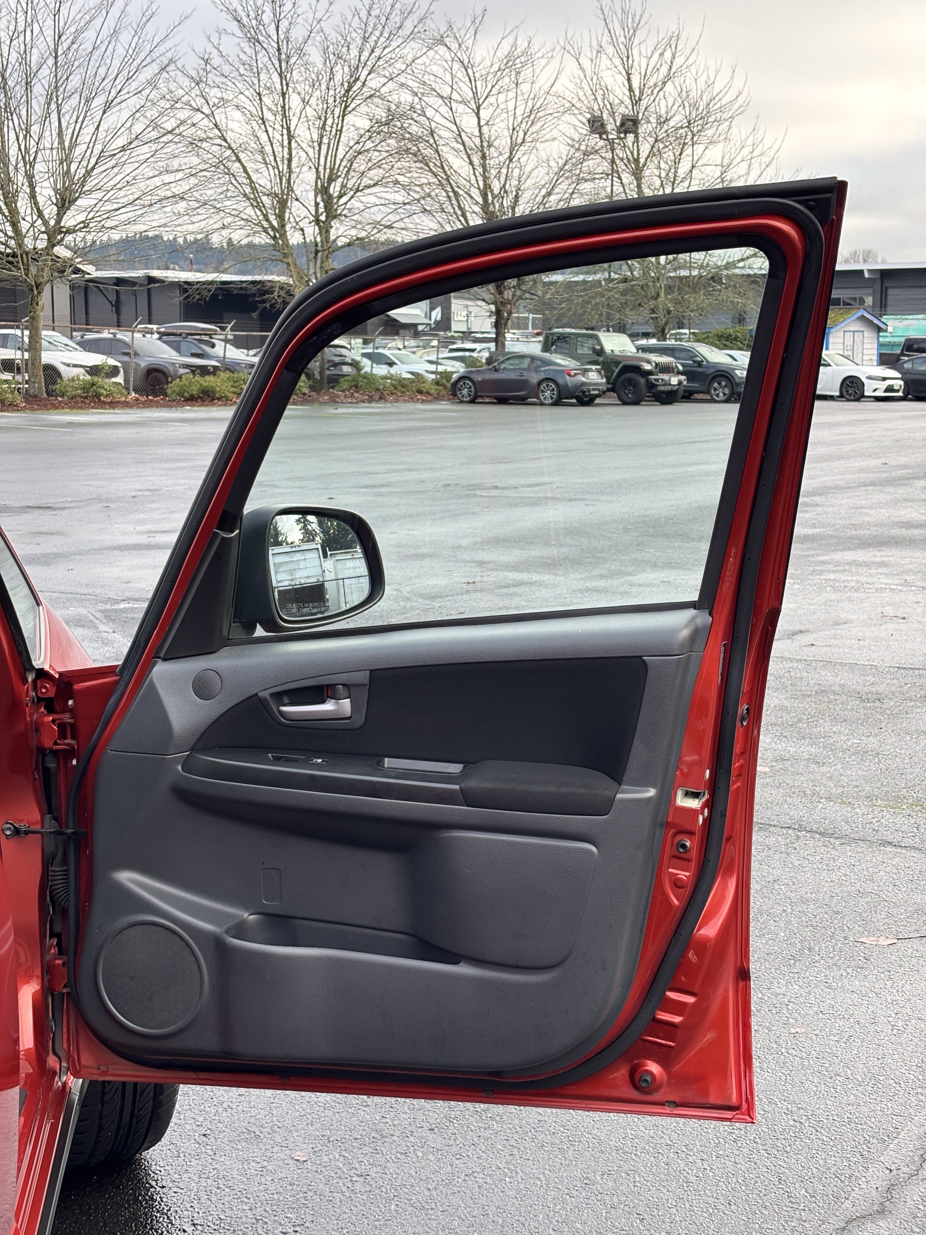 Used 2010 Suzuki SX4 AWD Hatchback image 12