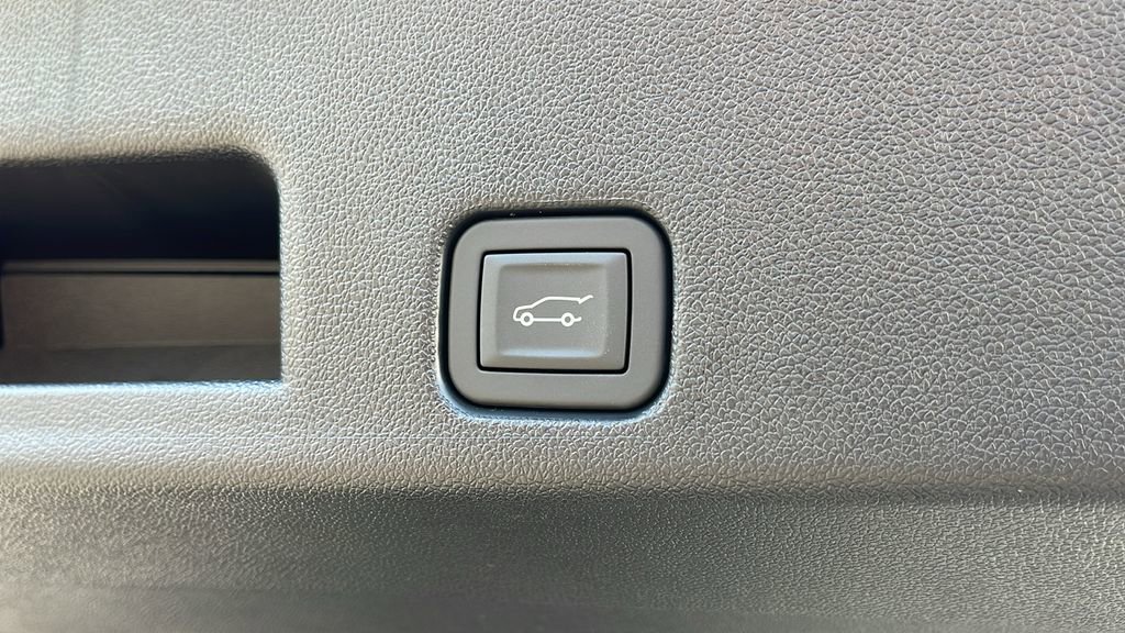 New 2026 GMC Acadia AT4 image 26