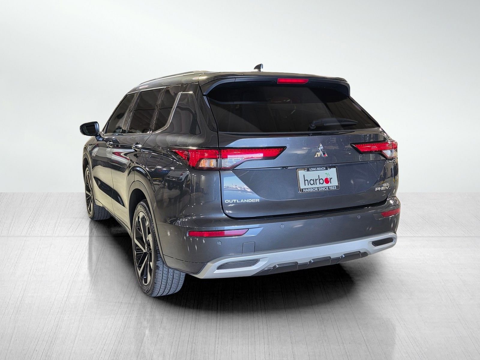 Used 2024 Mitsubishi Outlander SEL image 5