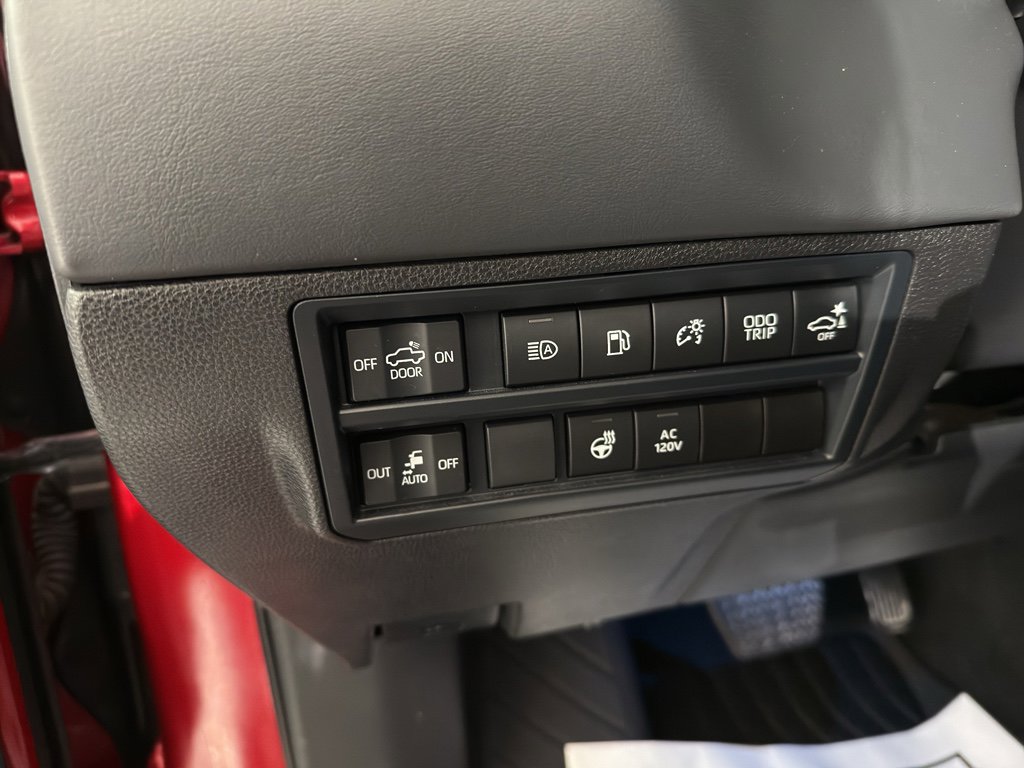 Used 2024 Toyota Tundra Platinum image 17