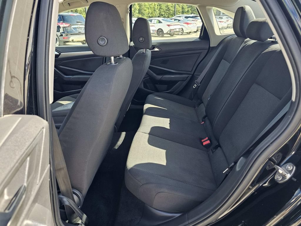 Used 2019 Volkswagen Jetta FWD image 33