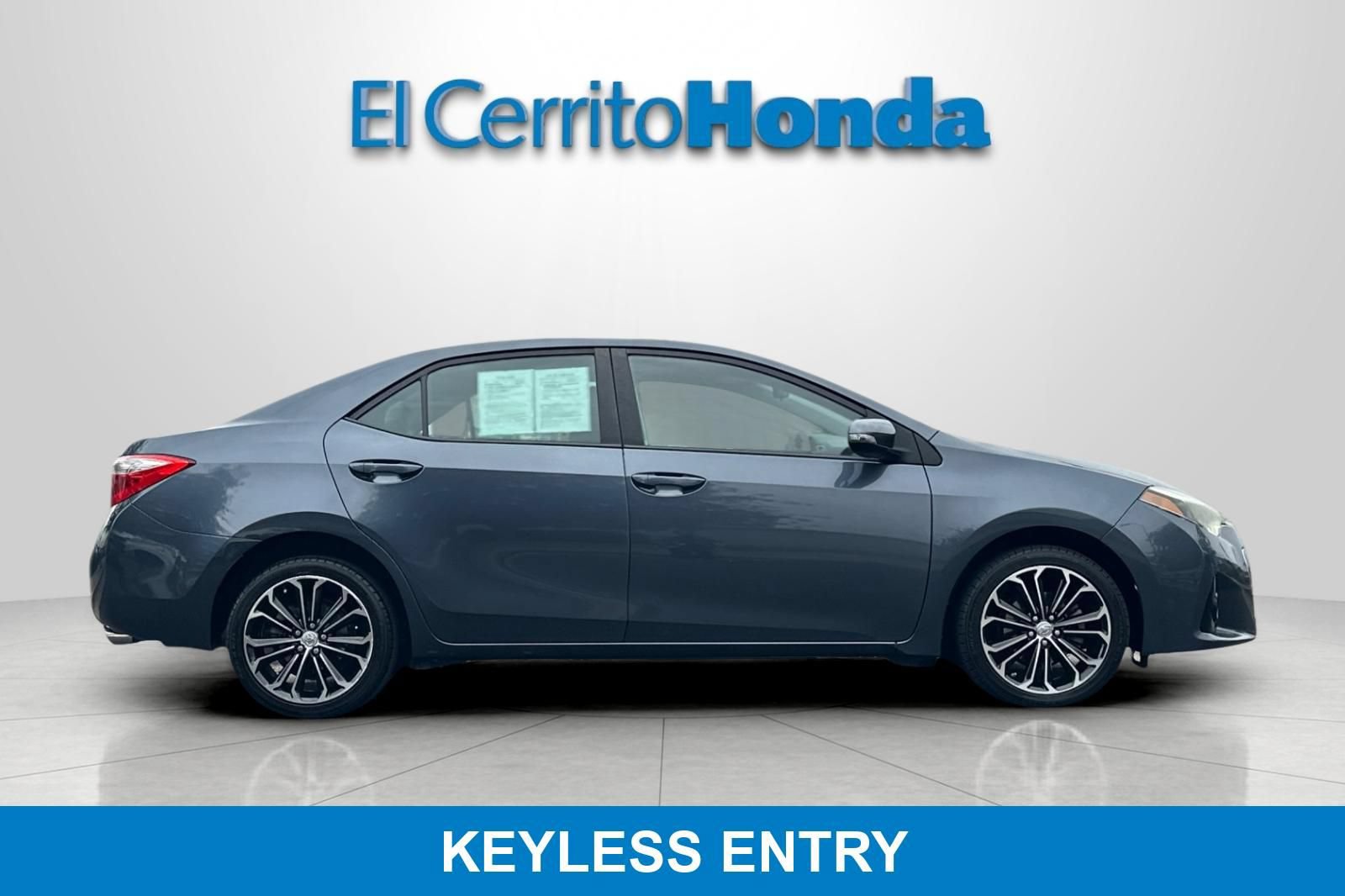 Used 2015 Toyota Corolla S FWD image 2