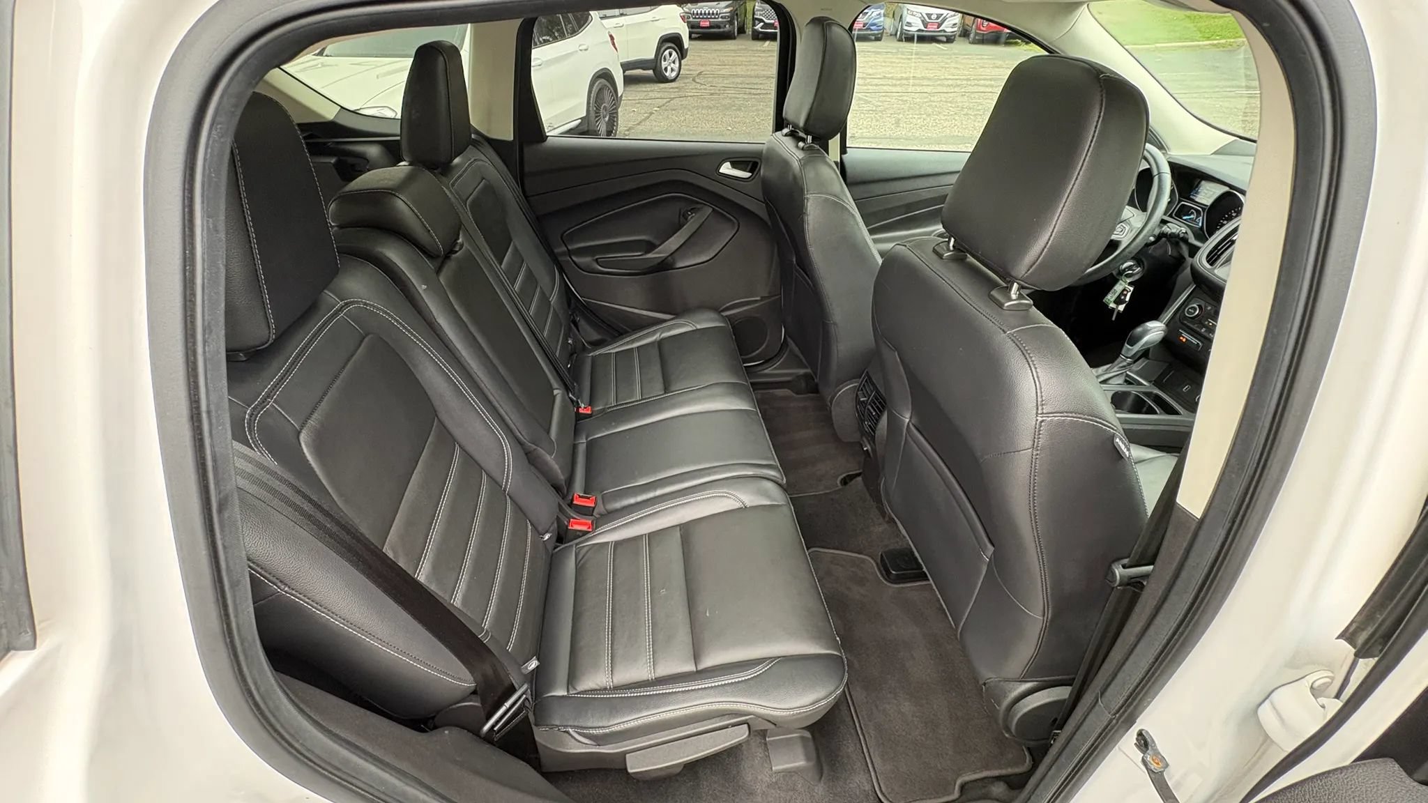 Used 2018 Ford Escape SEL w/ Ford Safe & Smart Package AWD/4WD image 34