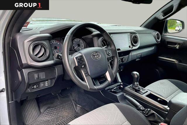 Certified 2020 Toyota Tacoma TRD Sport w/ Technology Package AWD/4WD image 18